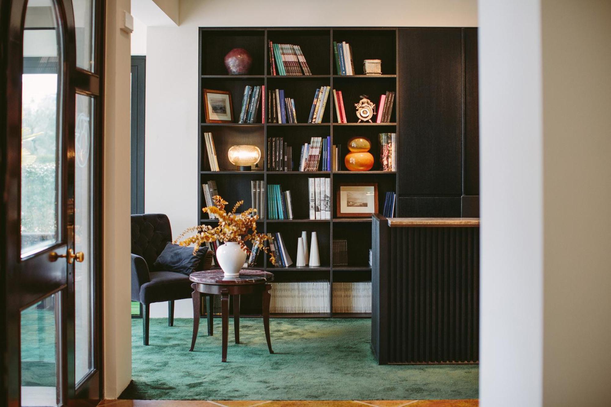 Piccola Vela Hotel 4*