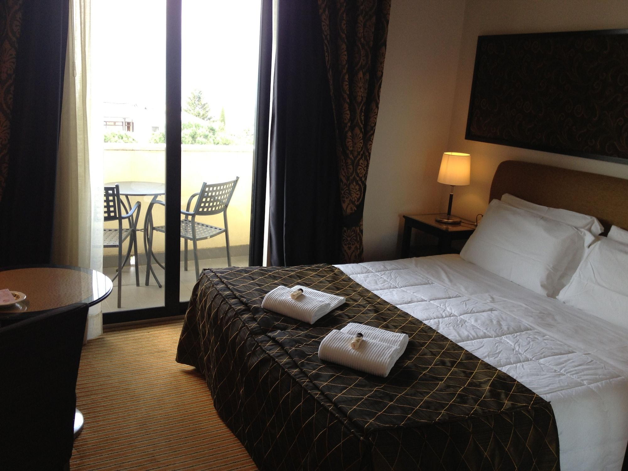 Hotel Piccola Vela Desenzano del Garda